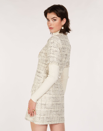 Vestido DEE branco casulo preto