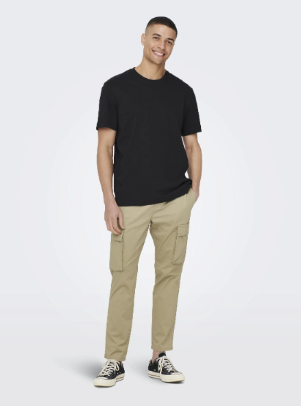 T-shirt algodão decote redondo preto