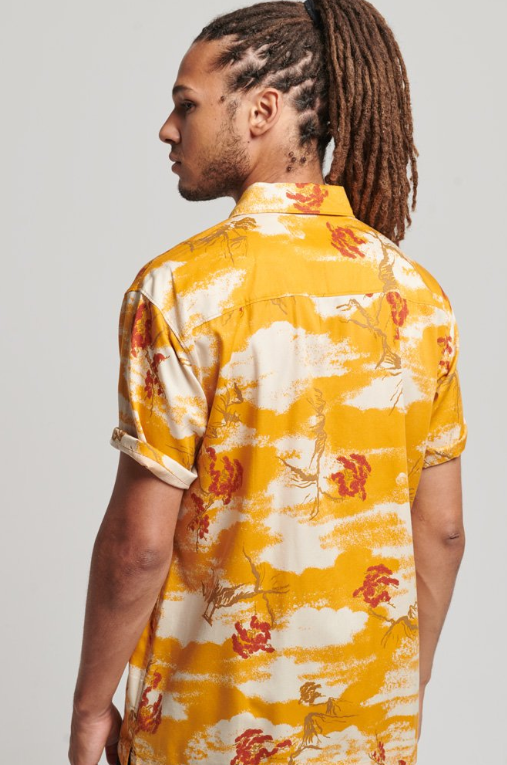 Camisa havaiana yellow clouds