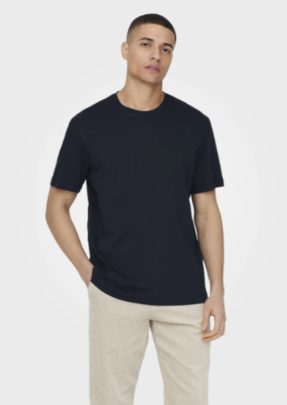 Blue round cut T-SHIRT